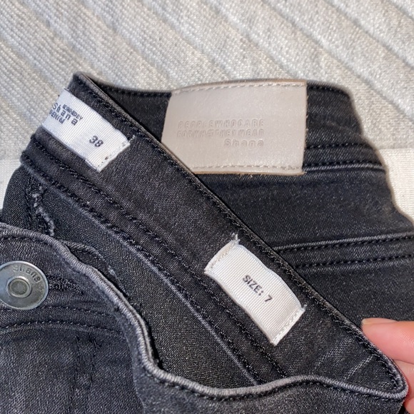 SOLD: Black Skinny Jeans - Picture 2 of 4